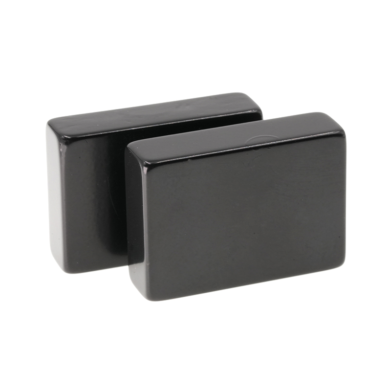 كتلة المغناطيس الدائم 8