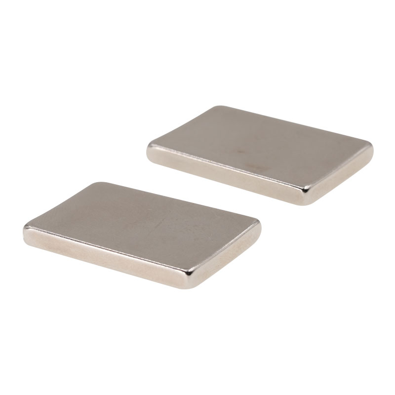 مغناطيس للمركبات الجوية بدون طيار