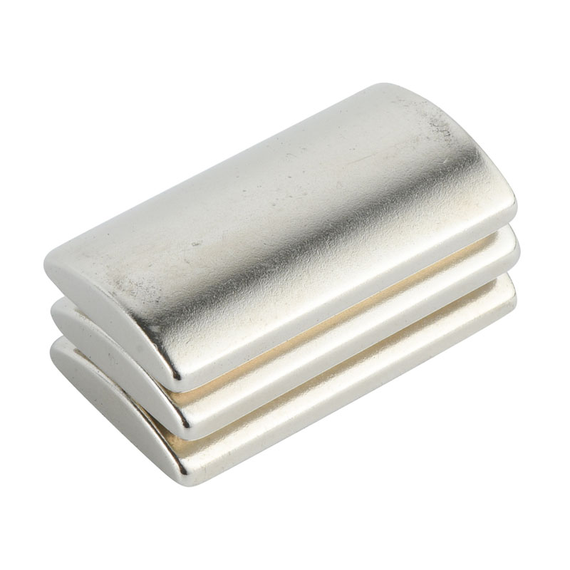 مغناطيس محرك دائم